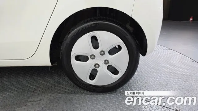 Kia RAY Новый Kia Ray Фургон — Фото автомобиля 21