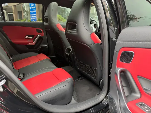 Mercedes-Benz A-Class AMG — Фото автомобиля 12
