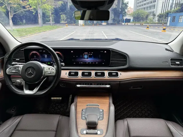 Mercedes-Benz GLS-Class — Фото автомобиля 7