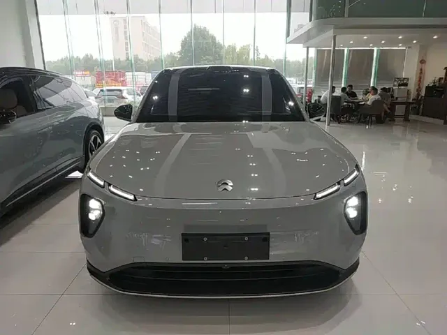 Nio EC6 — Фото автомобиля 2