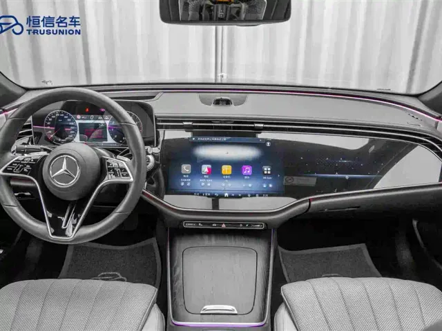 Mercedes-Benz E-Class — Фото автомобиля 13