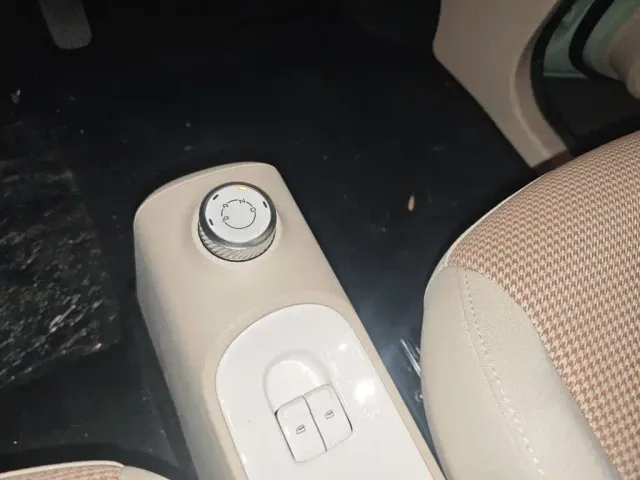 Wuling Hongguang Mini EV — Фото автомобиля 15