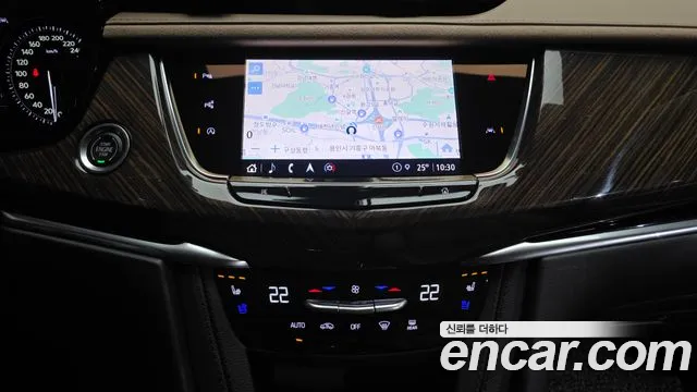 Cadillac XT6 — Фото автомобиля 10