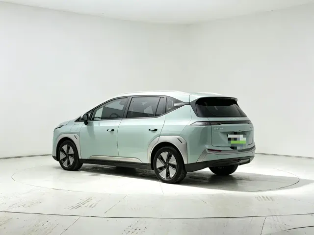 GAC Aion Y — Фото автомобиля 9