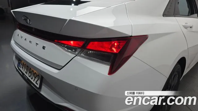 Hyundai Avante CN7 — Фото автомобиля 23