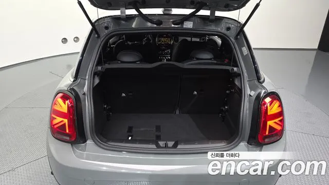 MINI Cooper Cooper Electric — Фото автомобиля 20