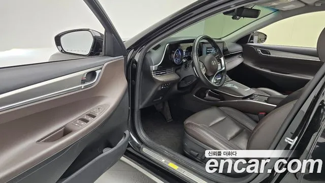 Hyundai Grandeur Grandeur (New) Hybrid — Фото автомобиля 10