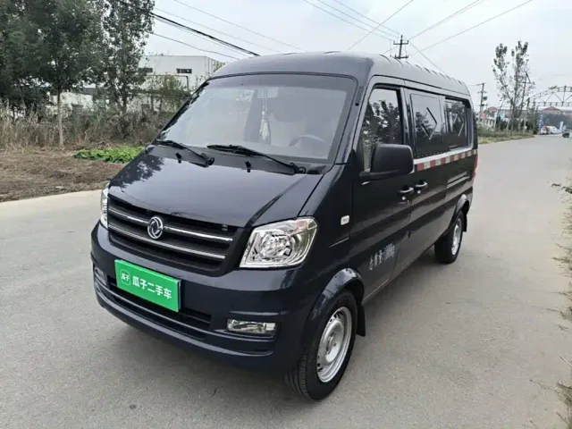 Фотография автомобиля — Dongfeng Xiaokang DFSK K05S