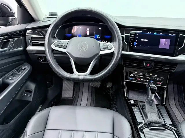 Volkswagen Passat — Фото автомобиля 8