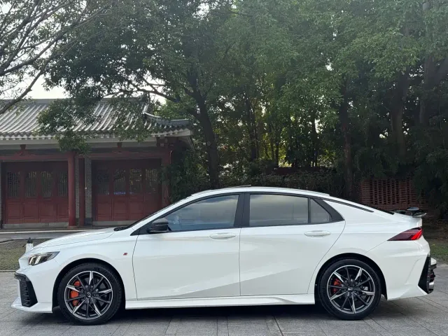 GAC Trumpchi Emkoo — Фото автомобиля 11