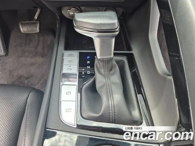 Hyundai Avante — Фото автомобиля 9