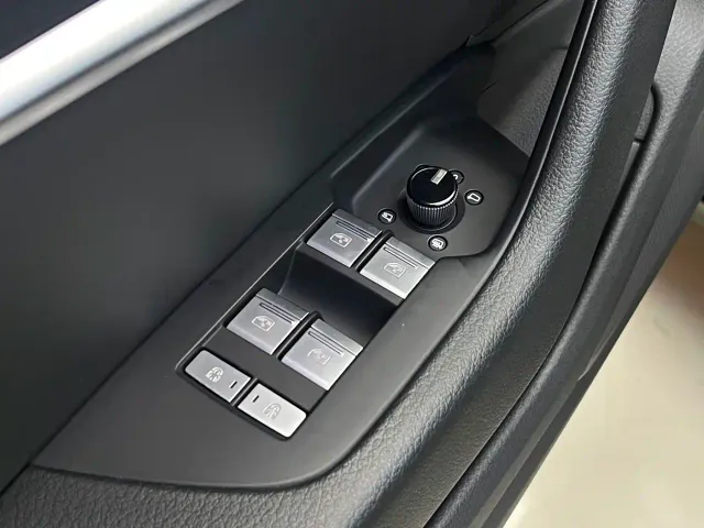 Audi A6L — Фото автомобиля 20