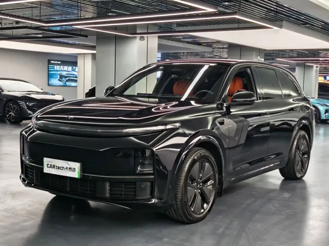 Фотография автомобиля — Li Auto L7