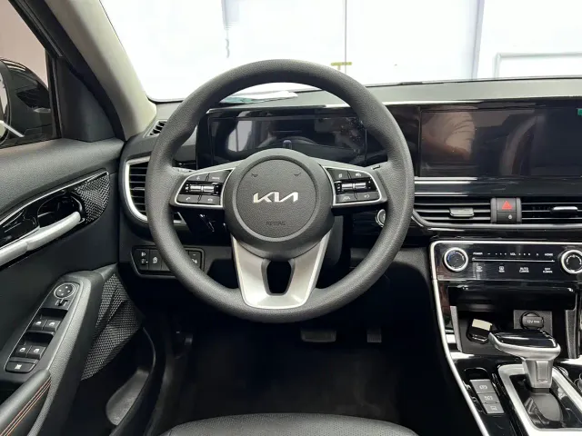 Kia Seltos — Фото автомобиля 10