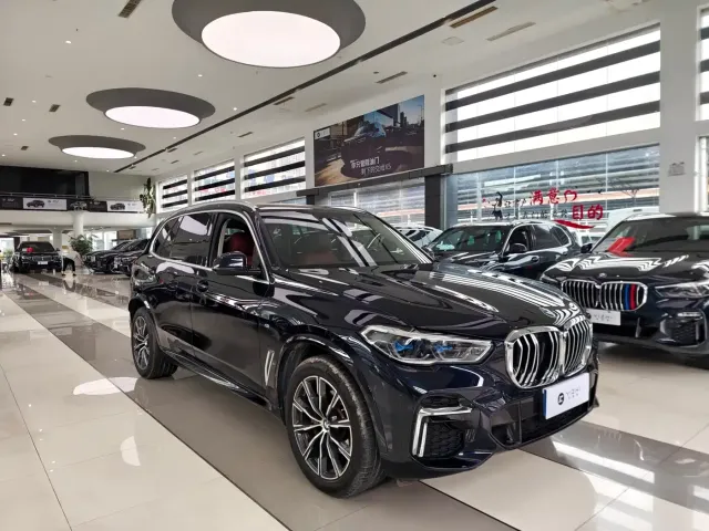 BMW X5 — Фото автомобиля 3