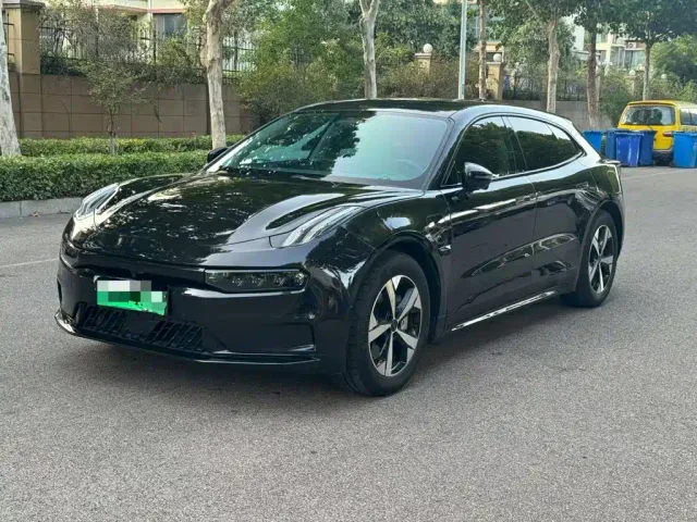 Фотография автомобиля — Zeekr 001