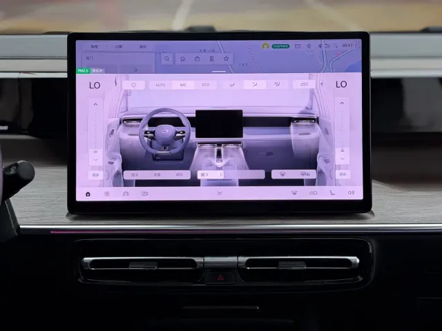 GAC Trumpchi E8 — Фото автомобиля 15