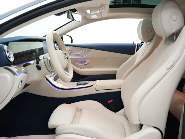 Mercedes-Benz E-Class — Фото автомобиля 7