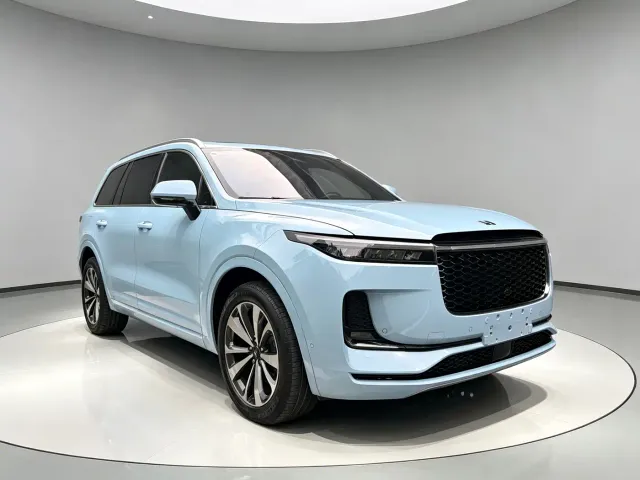 Li Auto ONE — Фото автомобиля 3