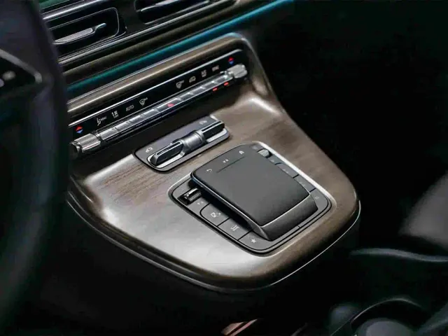 Mercedes-Benz V-Class — Фото автомобиля 4
