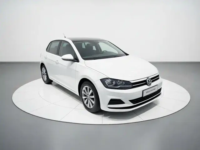 Volkswagen Polo — Фото автомобиля 3