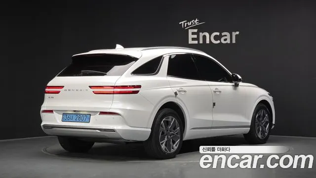 Genesis GV70 Electrified GV70 — Фото автомобиля 2