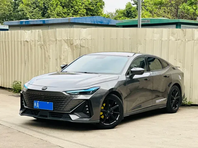 Фотография автомобиля — Changan UNI-V