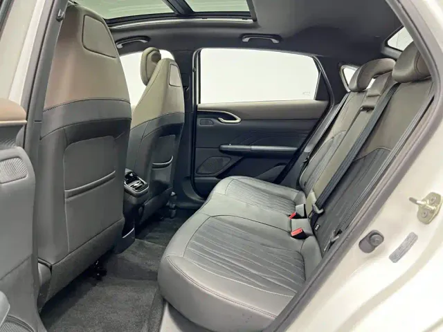 Changan Eado — Фото автомобиля 15
