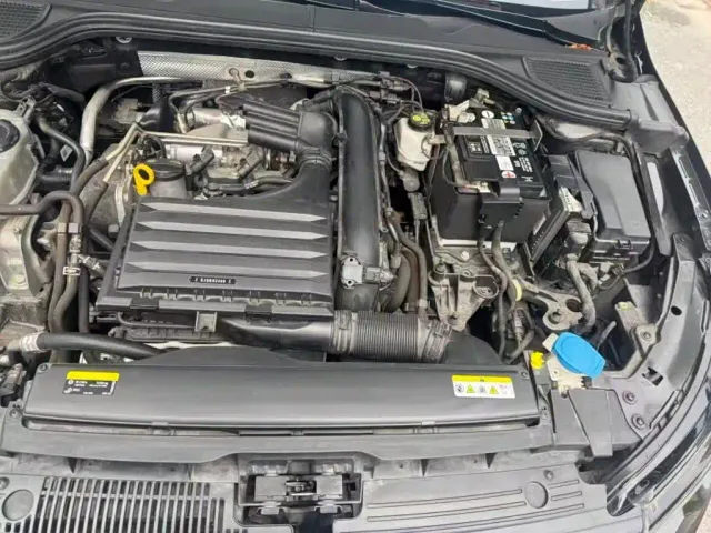 Volkswagen Golf 2023 280TSI DSG R-Line Lite — Фото автомобиля 8