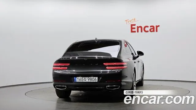Genesis G80 RG3 — Фото автомобиля 3