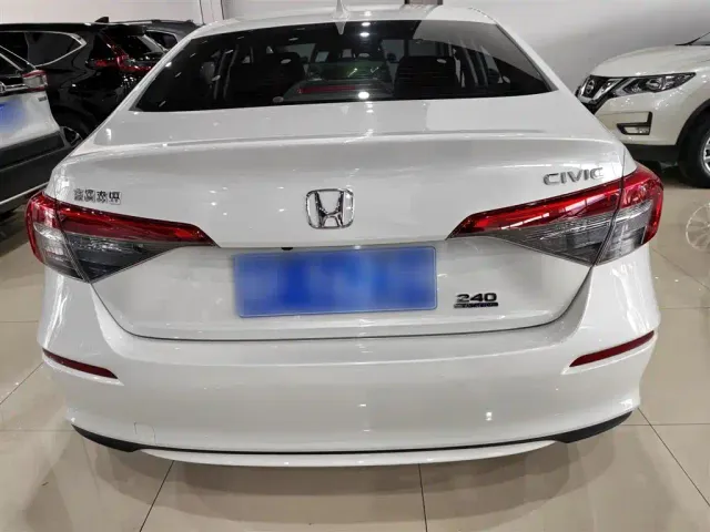 Honda Civic — Фото автомобиля 5