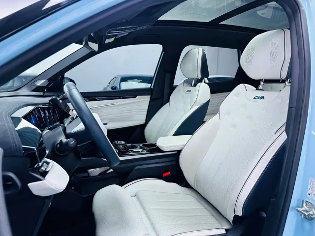 Geely Boyue L — Фото автомобиля 10