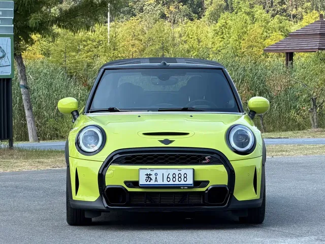 MINI Hatch — Фото автомобиля 2