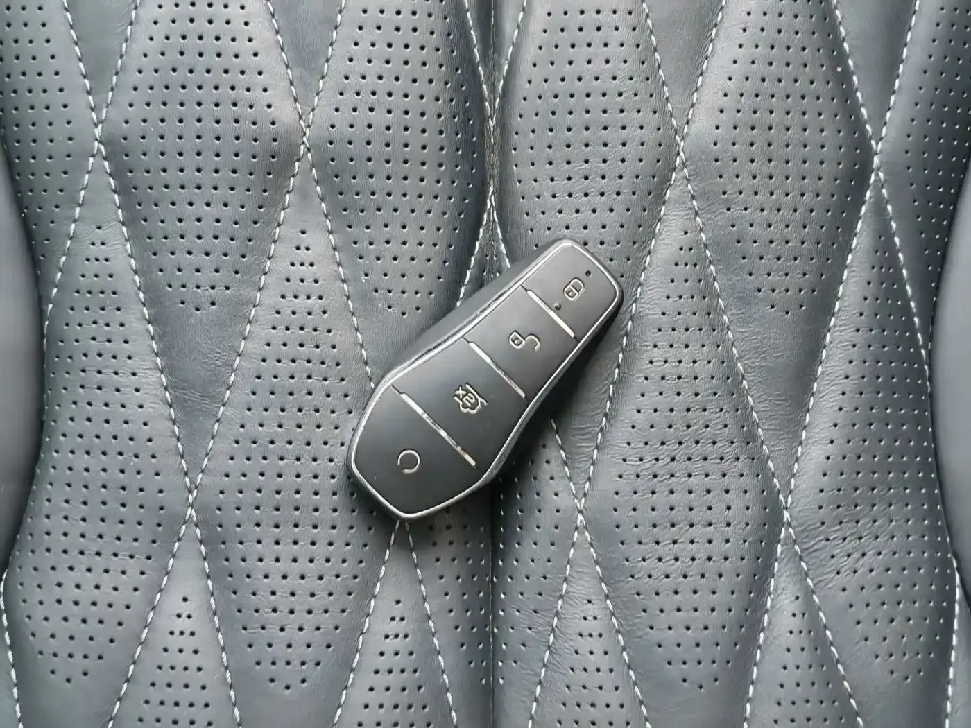 BYD Seal 2022 700km Long Range RWD Edition — Фото автомобиля 19