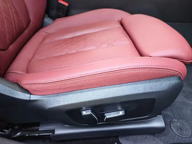 BMW BMW 3 Series 2025 325Li M Sport Package — Фото автомобиля 13