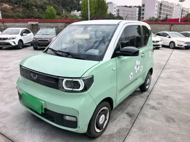 Фотография автомобиля — Wuling Hongguang Mini EV
