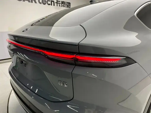 Nio EC6 — Фото автомобиля 10