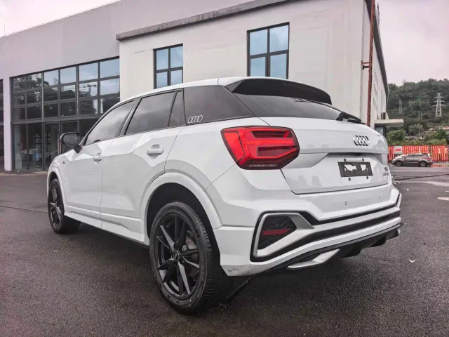 Audi Q2L — Фото автомобиля 5