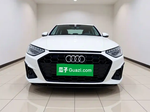 Audi A4L — Фото автомобиля 2