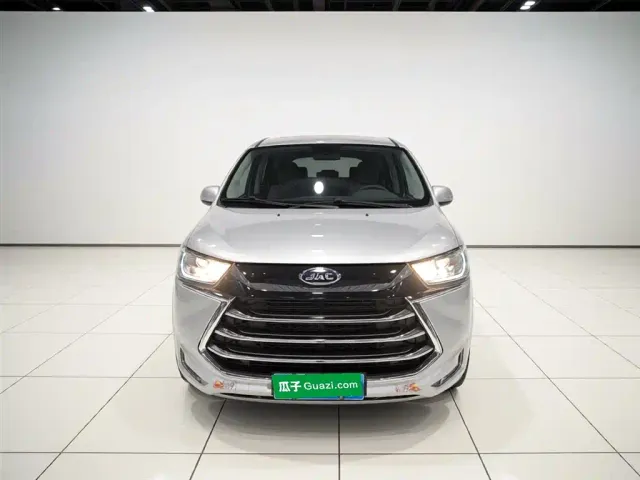 JAC Refine M4 — Фото автомобиля 2