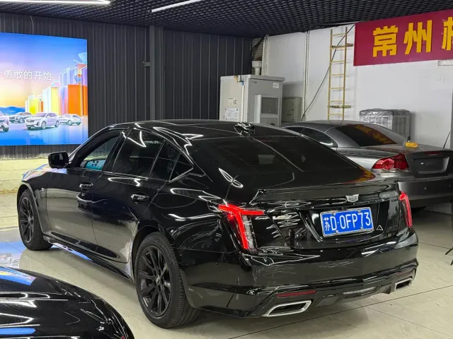 Cadillac CT5 — Фото автомобиля 9