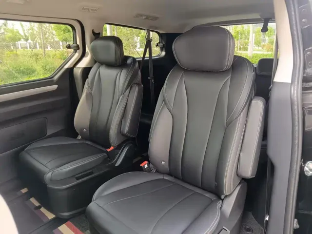 Maxus G20 — Фото автомобиля 8