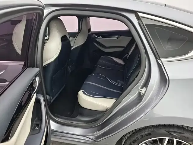 BYD Qin PLUS — Фото автомобиля 11