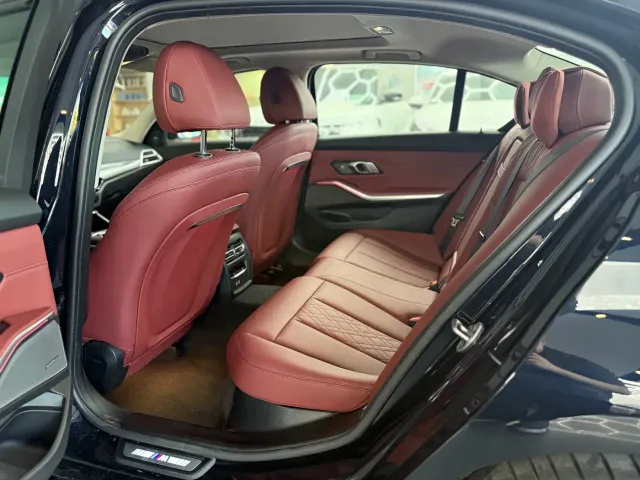 BMW 3 Series — Фото автомобиля 9