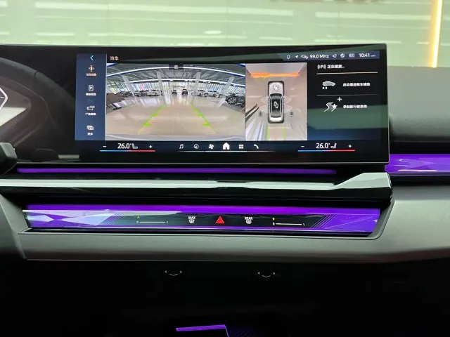 BMW 5 Series — Фото автомобиля 13