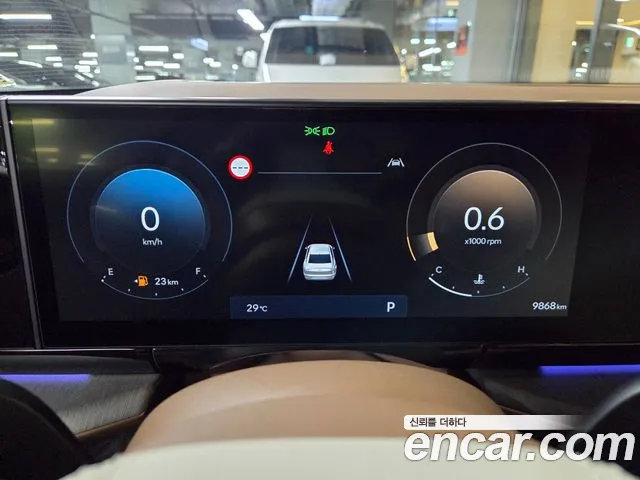 Hyundai Grandeur Grandeur (GN7) 3.5 Бензин 4WD — Фото автомобиля 13