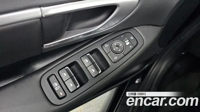 Hyundai Sonata — Фото автомобиля 29