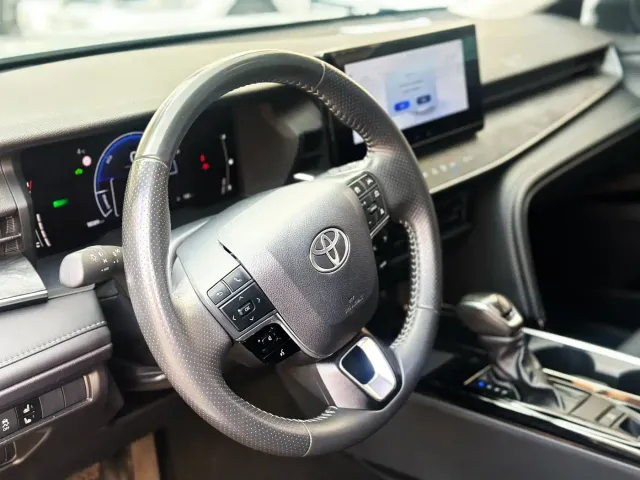 Toyota Camry — Фото автомобиля 8