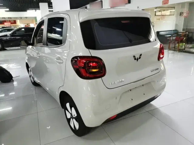 Wuling Hongguang Mini EV — Фото автомобиля 4