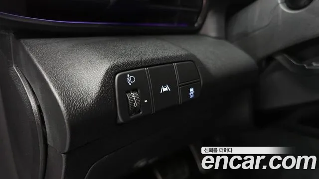 Hyundai AVANTE — Фото автомобиля 30